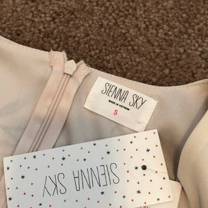 Floral maxi dress with shirt front long back